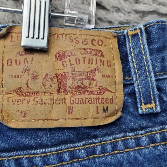 Levis Jeans Womens 18 Blue 550 Relaxed Fit Tapered Leg Classic Denim - Picture 3 of 13